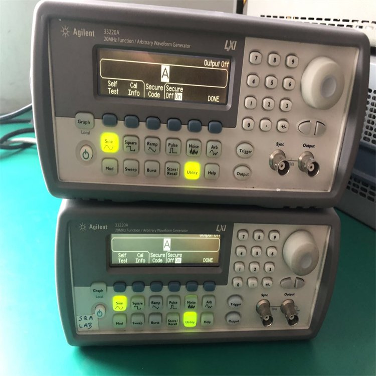 是德科技KEYSIGHT 33621A 120 MHz 波形產生器單通道